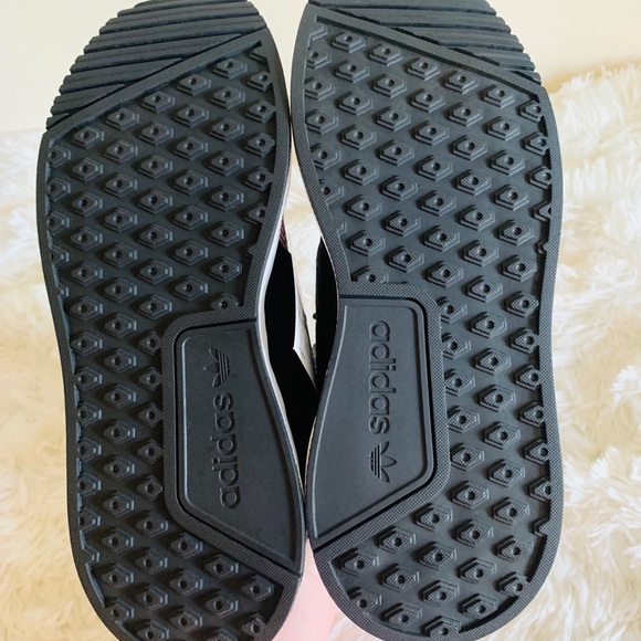 Adidas Original Sneakers - Picture 4 of 6